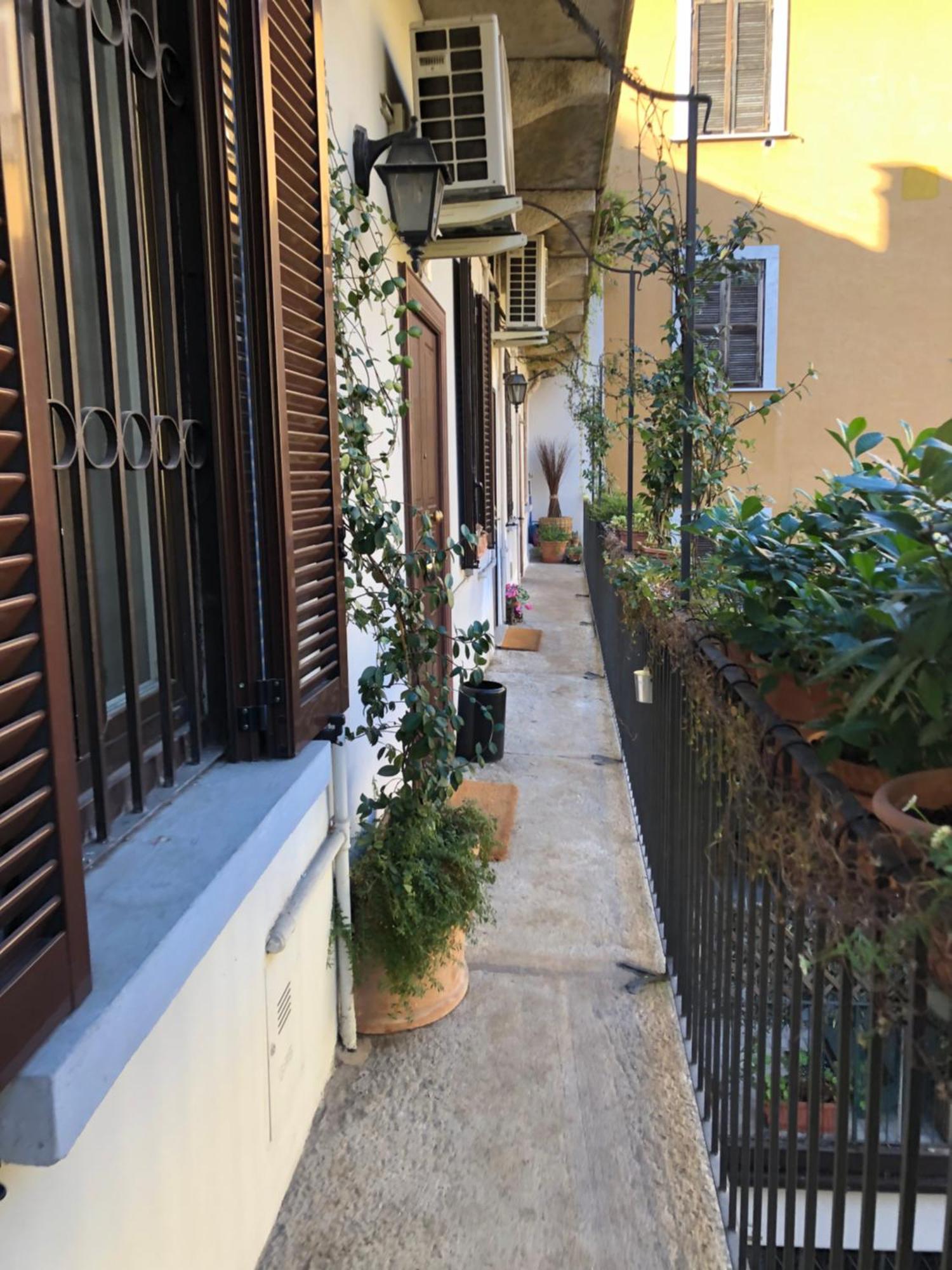 Lovely Apartment In The Heart Of Milan Milão Exterior foto
