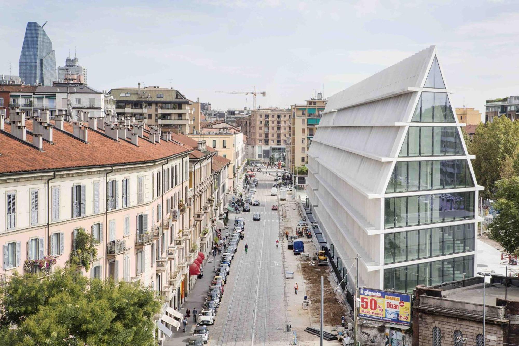 Lovely Apartment In The Heart Of Milan Milão Exterior foto