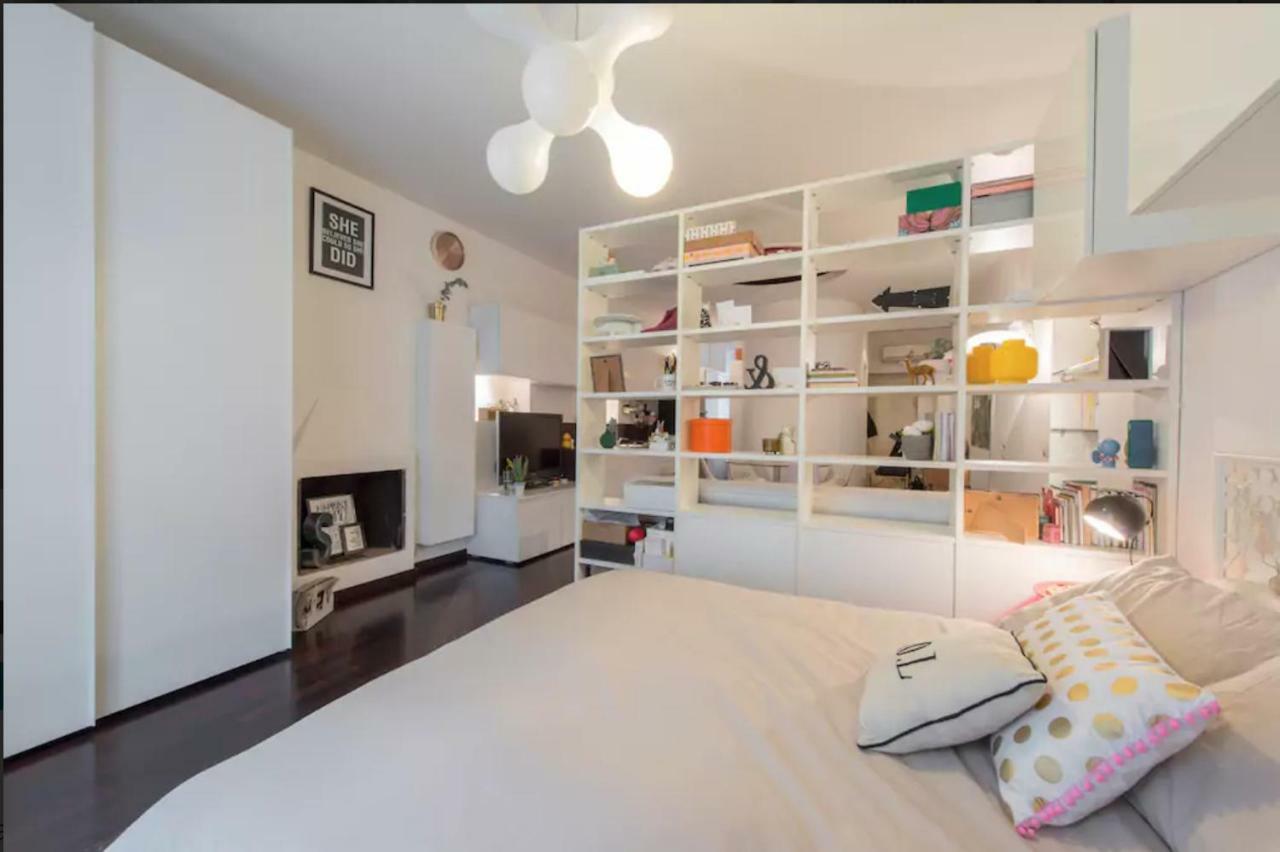 Lovely Apartment In The Heart Of Milan Milão Exterior foto